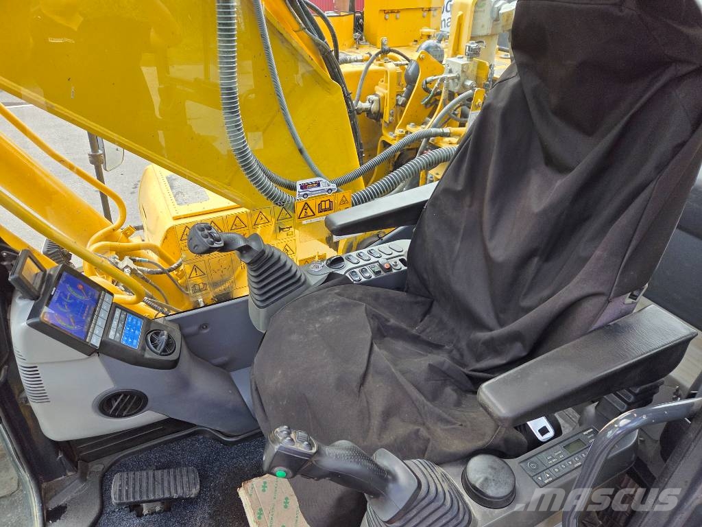 Komatsu HB 215 Hybrid Bagri goseničarji