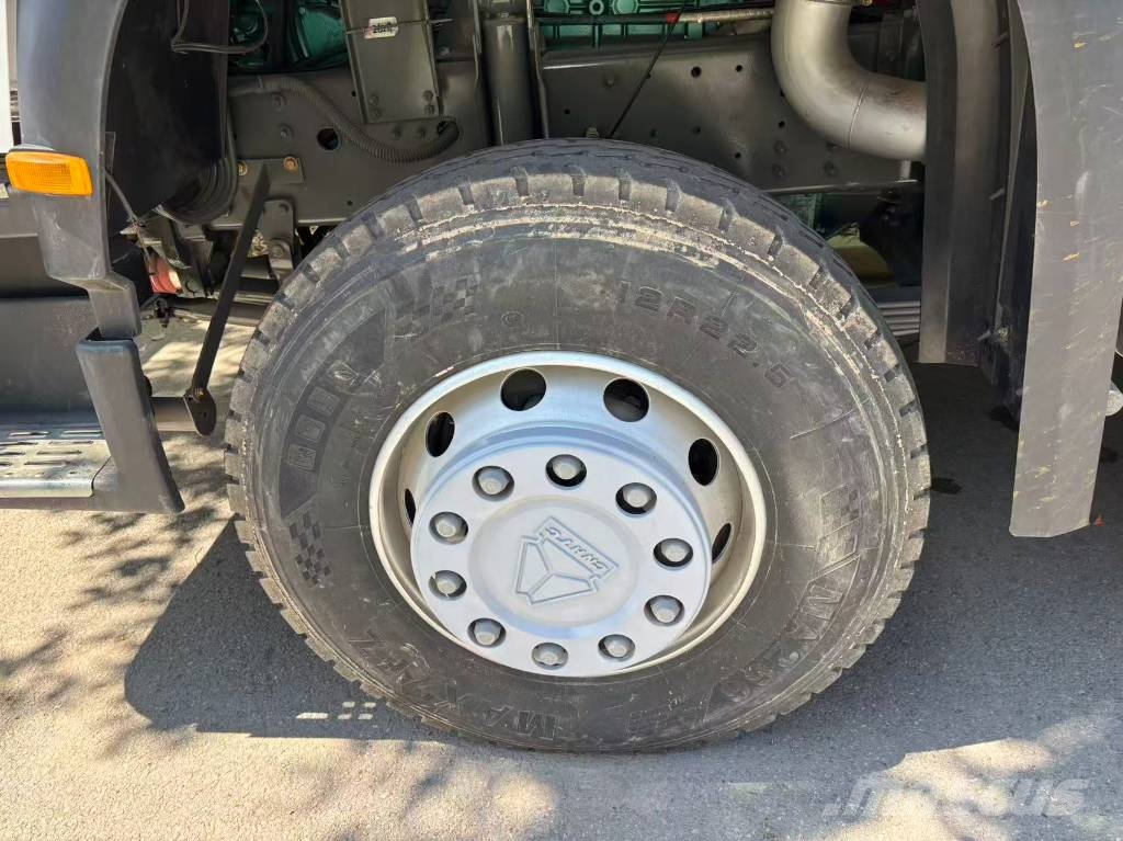 Howo 375 Vehículos compactos de volteo