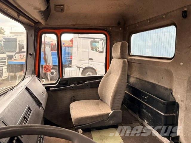MAN 12.232 F90 (6-CILINDER) FULL STEEL SUSPENSION CHAS Camiones portacubetas