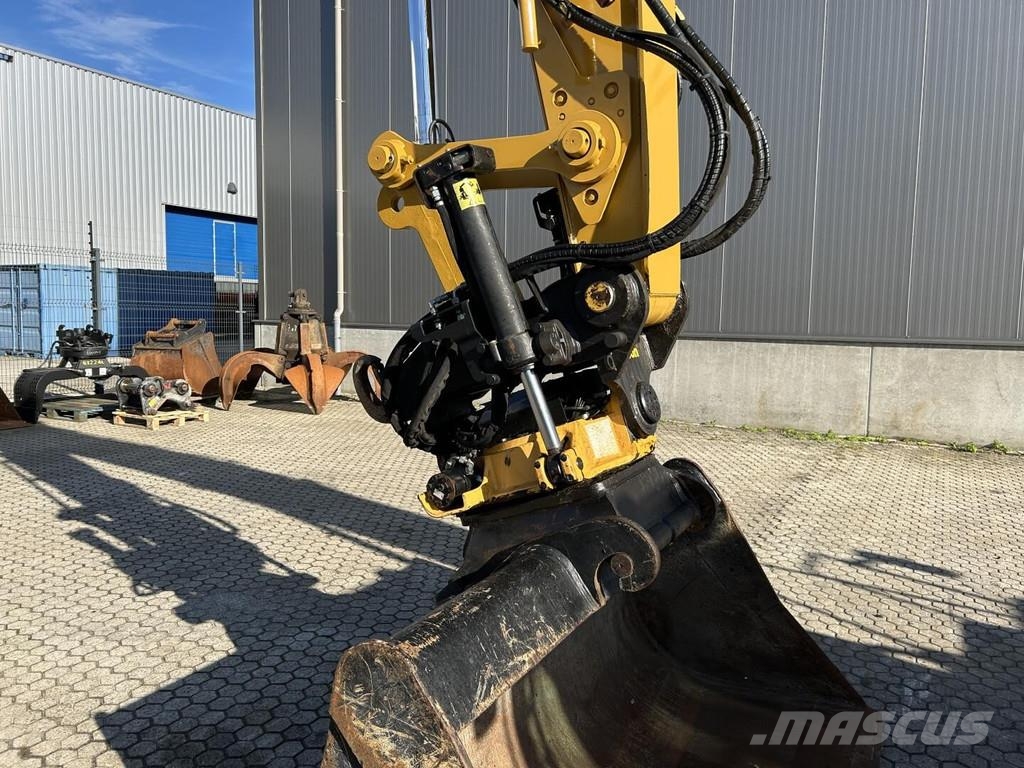 CAT 323-07 Roomikekskavaatorid