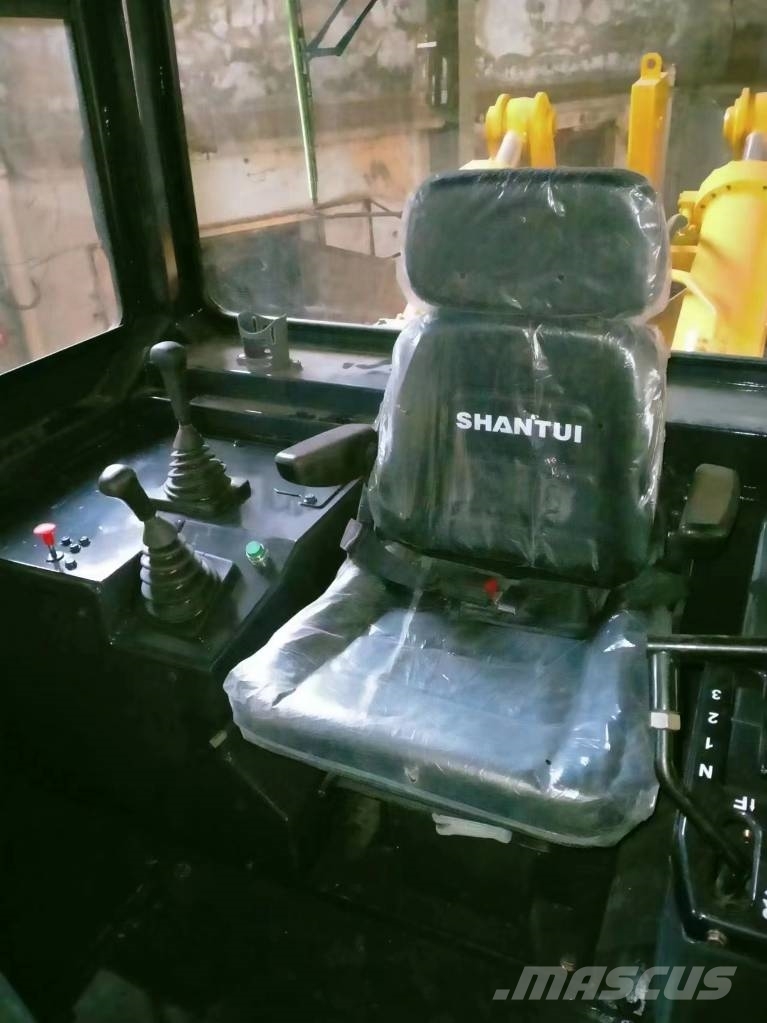 Shantui SD 32 履帶推土機