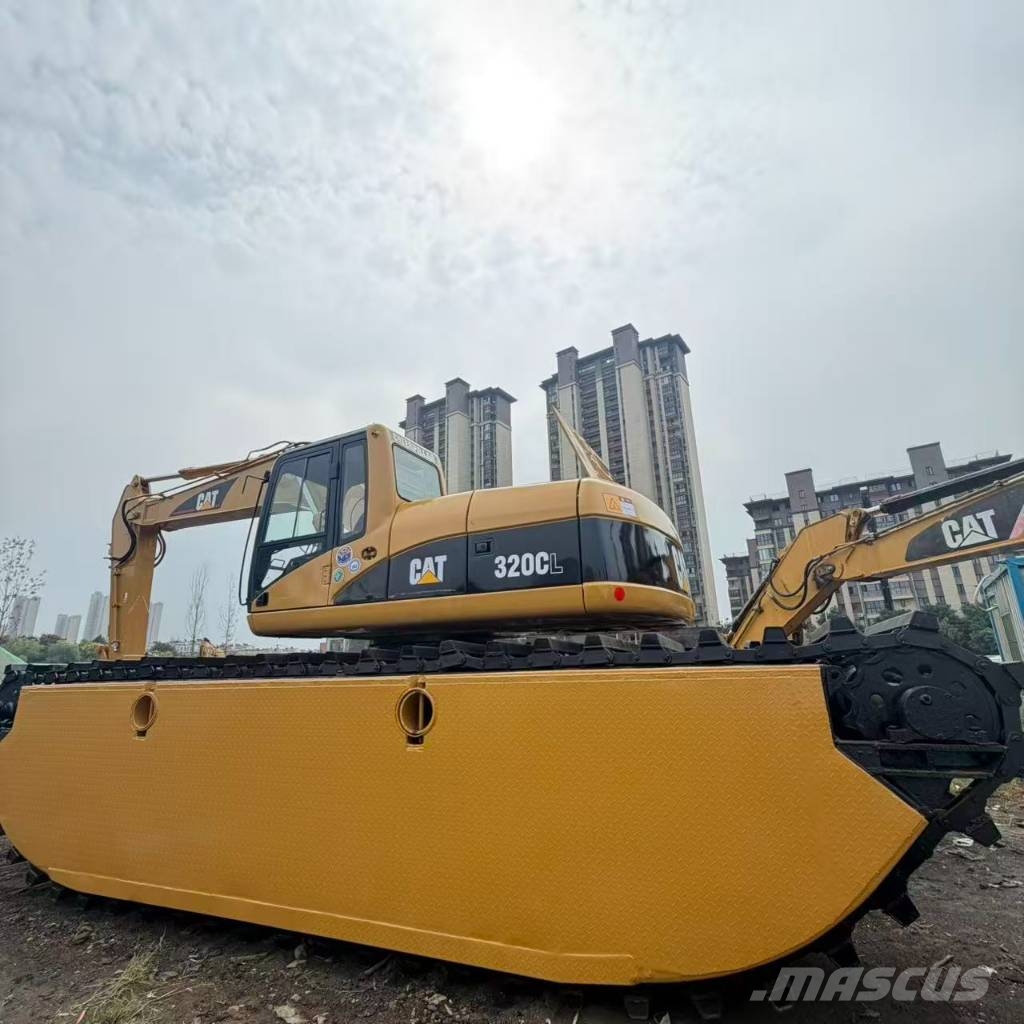 CAT 320 C L Amphibious Excavator Polovni amfibijski bageri