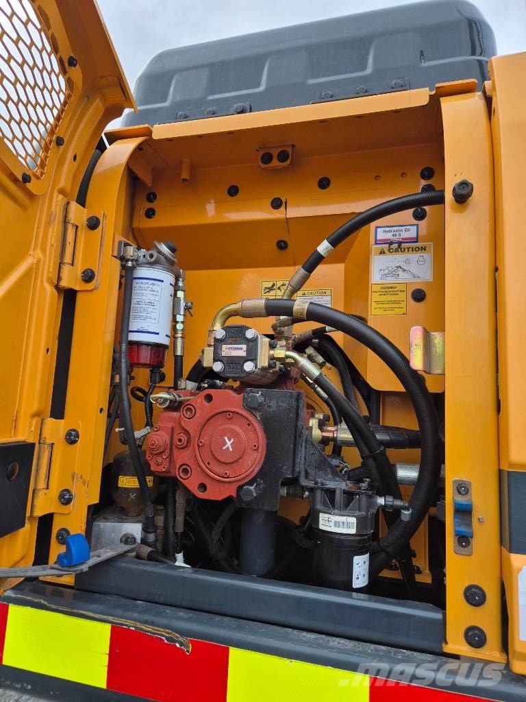Hyundai HW 140 Колесни екскаватори