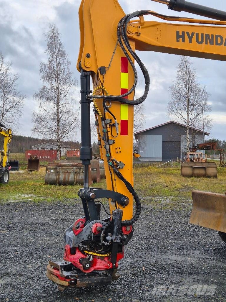 Hyundai HW 140 Колесни екскаватори