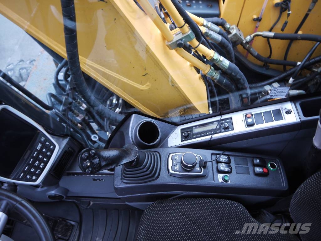 Hyundai HW 140 Колесни екскаватори