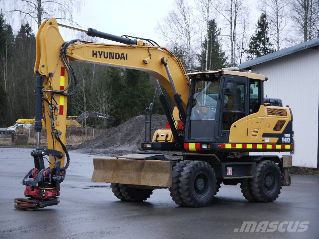 Hyundai HW 140 Колесни екскаватори