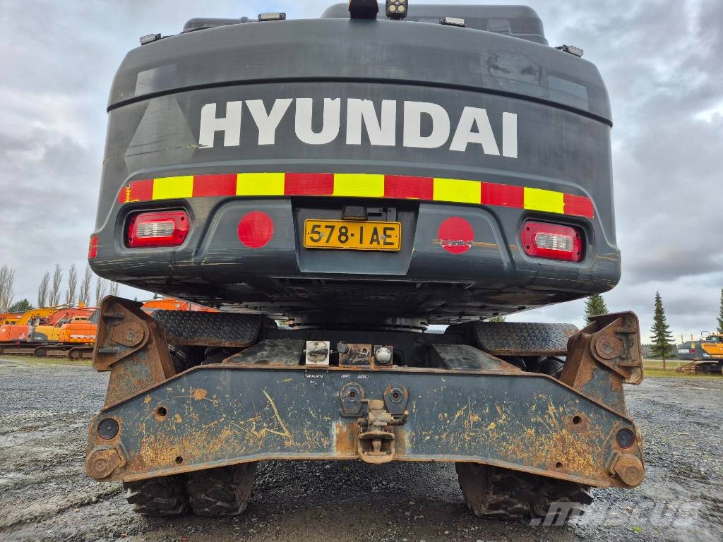 Hyundai HW 140 Колесни екскаватори