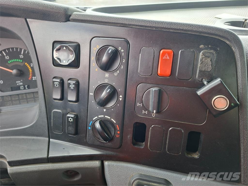 Mercedes-Benz AXOR 3243 K 8X4 شاحنات قلابة