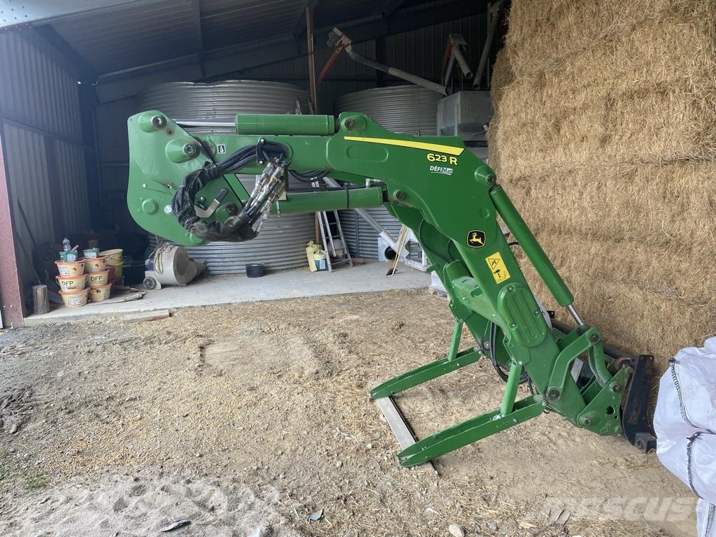 John Deere 6120 M  AUTOPOWR Traktorok