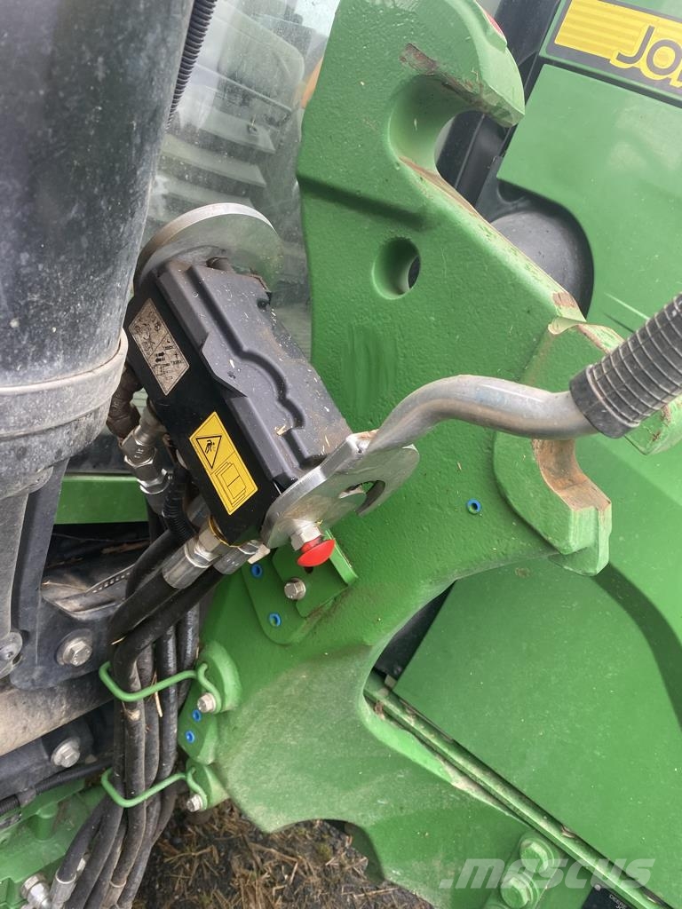 John Deere 6120 M  AUTOPOWR Traktorok