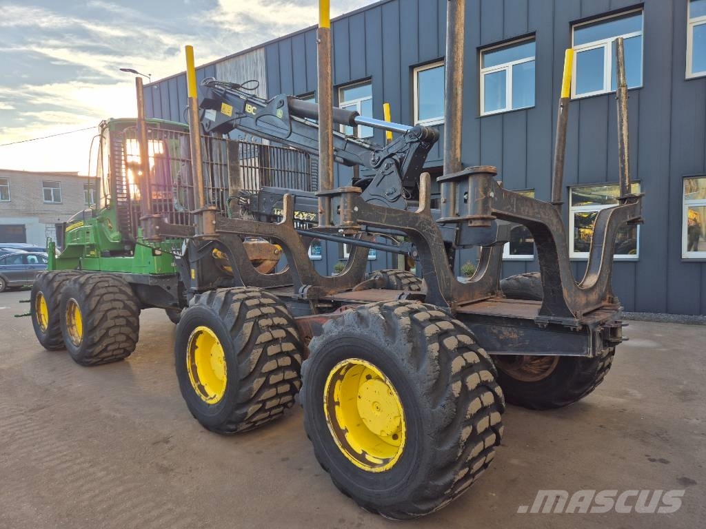 John Deere 1210 G شاحنات