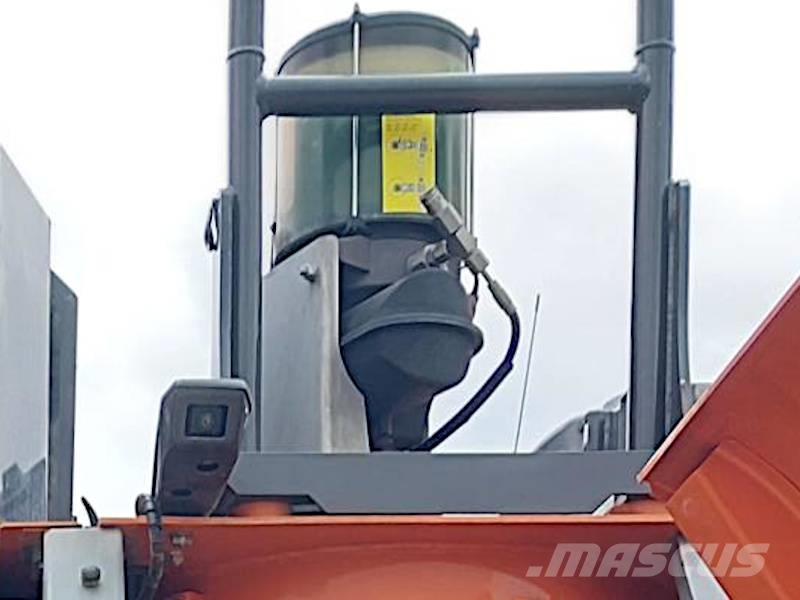 Hitachi ZX 300 LCN-7 Telakaivukoneet