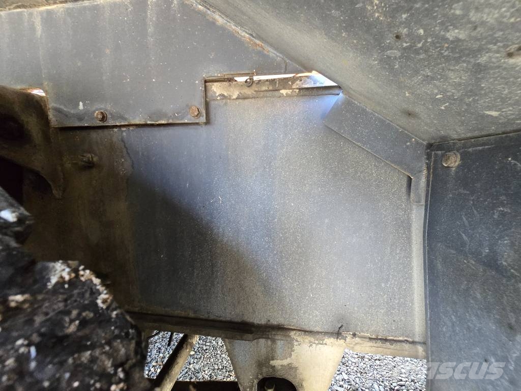 Komatsu LW 250-3 越野起重機