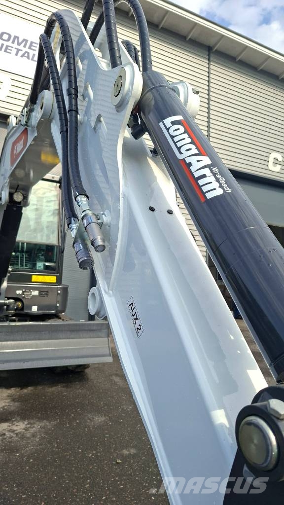Bobcat E60 Kaivinkone Engcon pyörittäjällä Mini kotrók < 7t