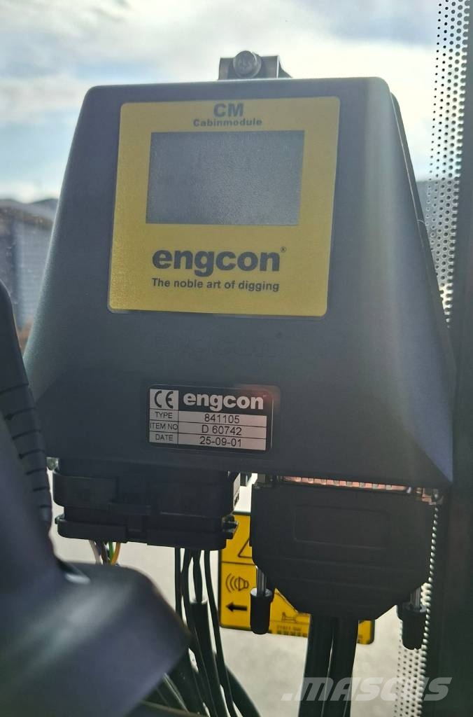 Bobcat E60 Kaivinkone Engcon pyörittäjällä Mini kotrók < 7t