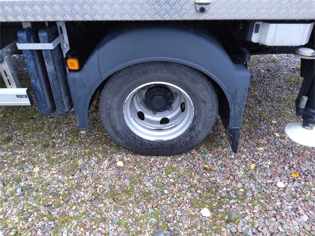 Palfinger P280CK Truck mounted aerial platforms