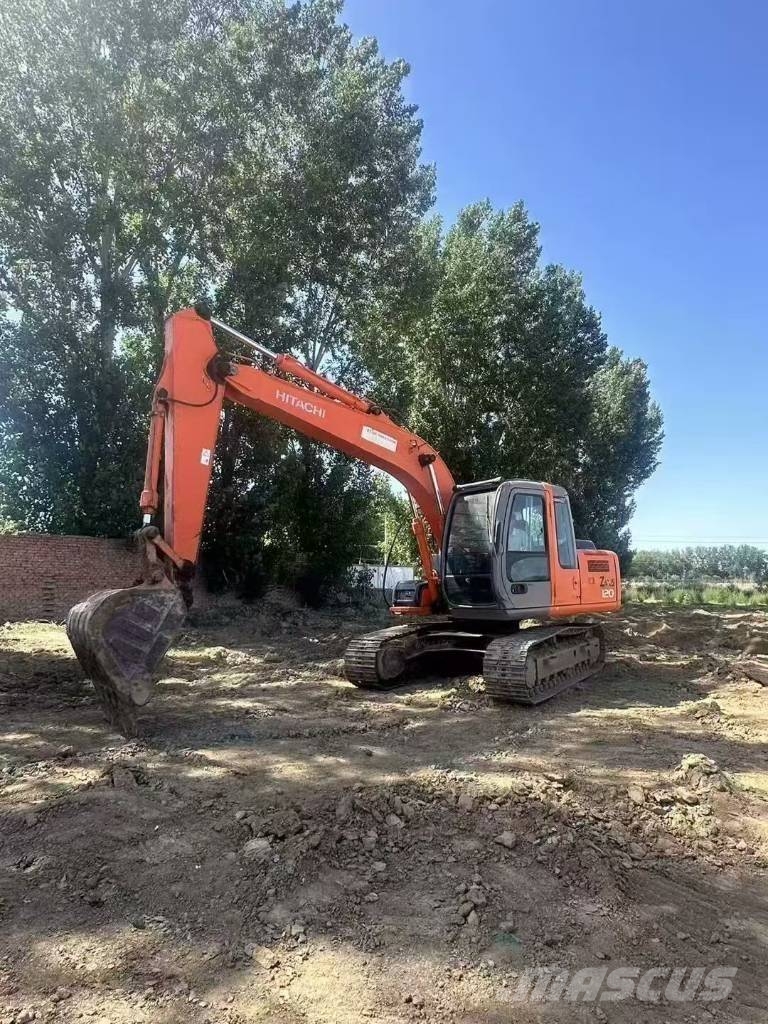 Hitachi ZX 120 LC حفارات وسط 7 طن - 12 طن