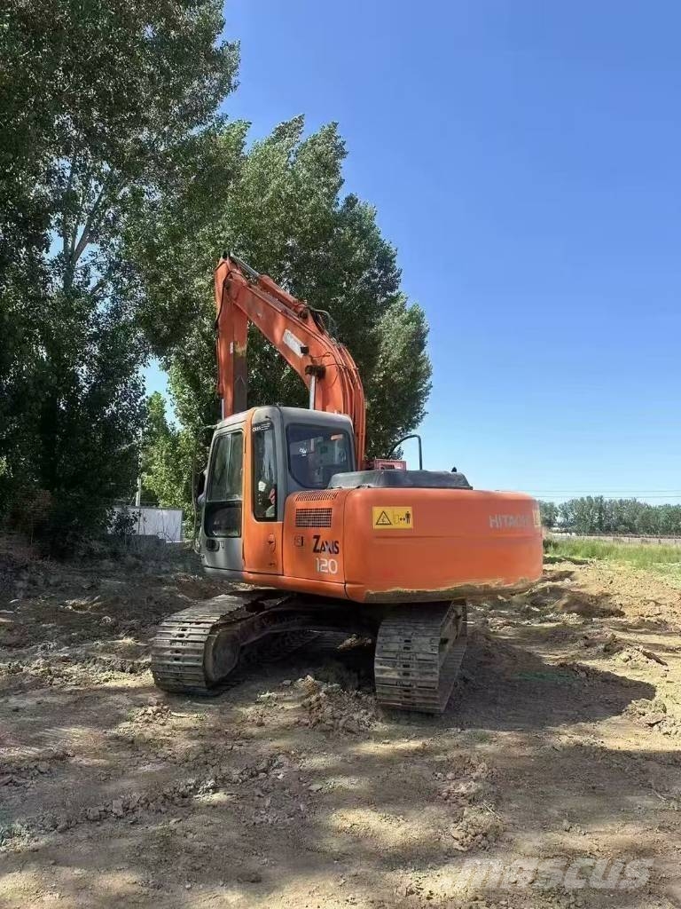 Hitachi ZX 120 LC حفارات وسط 7 طن - 12 طن