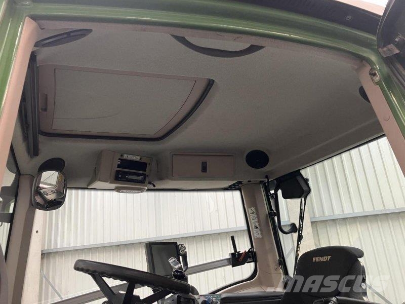 Fendt 826 Vario ProfiPlus Tracteur