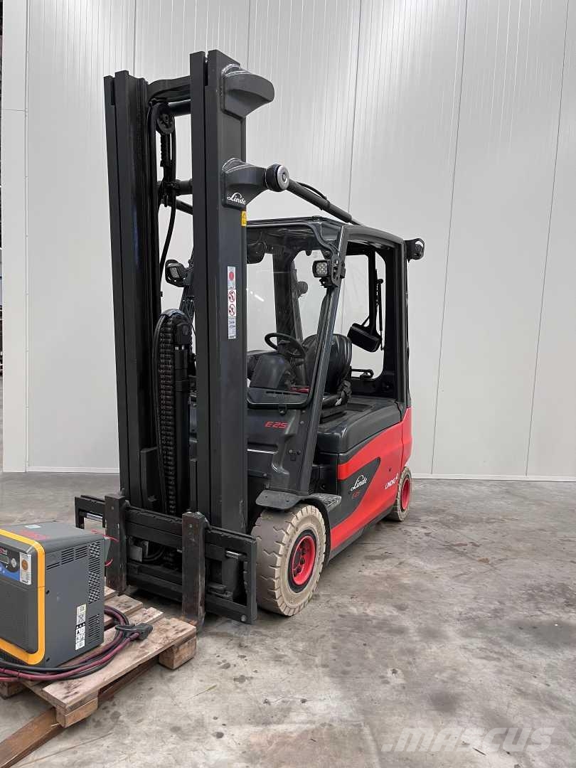 Linde E25L Electric forklifts