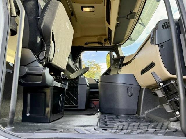 Mercedes-Benz Actros 1851 BigSpace/Retarder/Kipphydraulik/Eu6d/4 Vilcēji