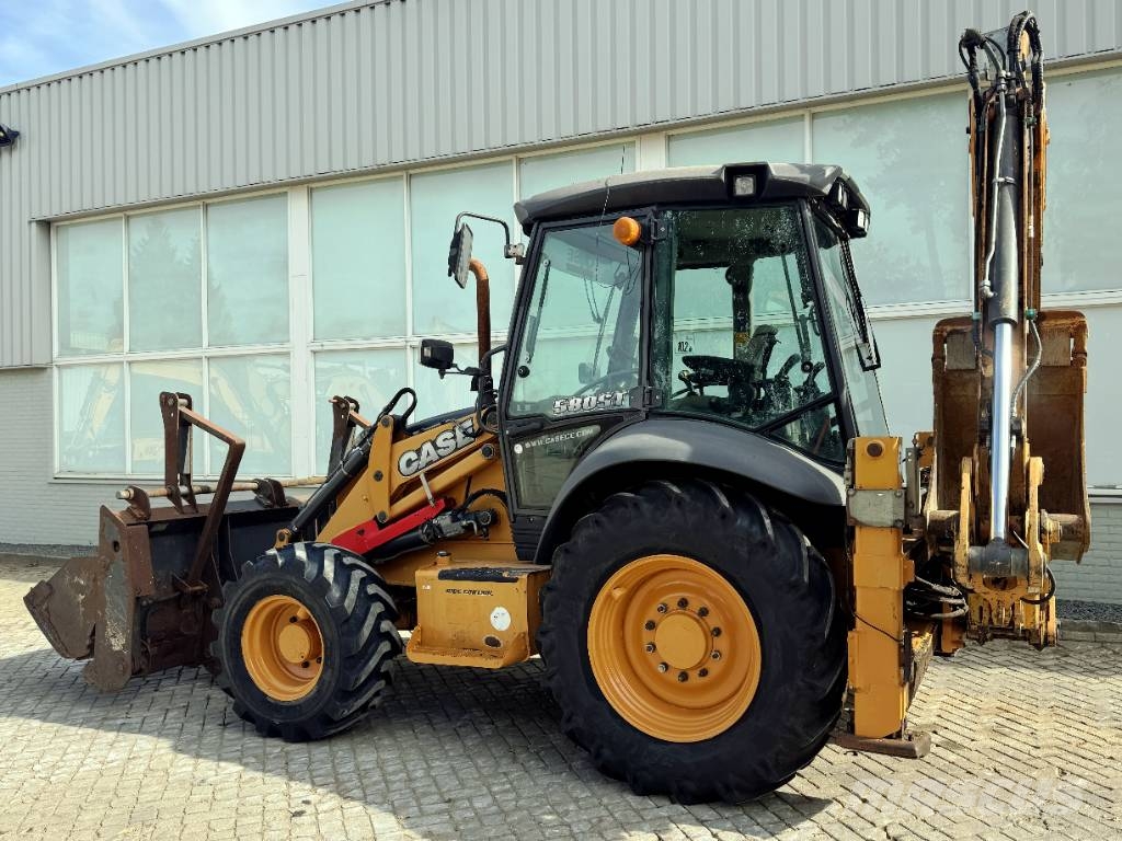 CASE 580 ST Graaf-laadcombinaties