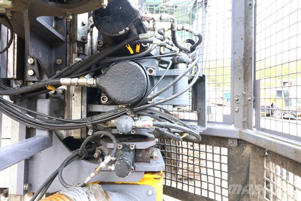 Atlas Copco SMARTROC C50-10SF Surface drill rigs