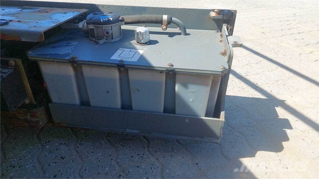 SkyJack SJIII4620 Šķerveida pacēlāji
