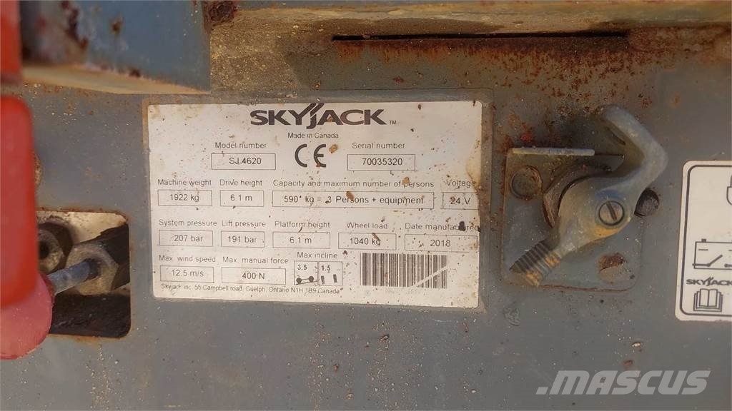SkyJack SJIII4620 Šķerveida pacēlāji