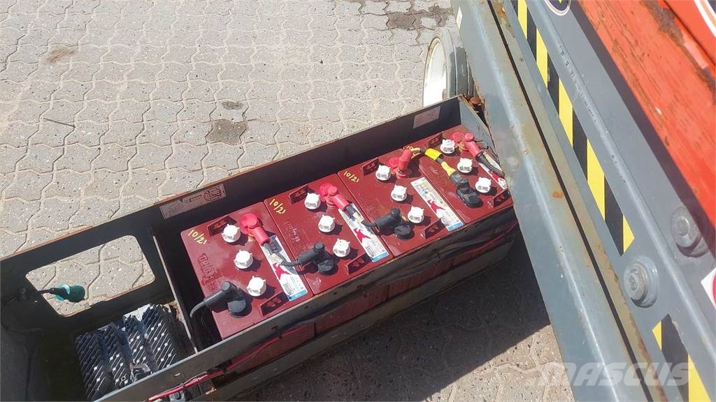 SkyJack SJIII4620 Šķerveida pacēlāji