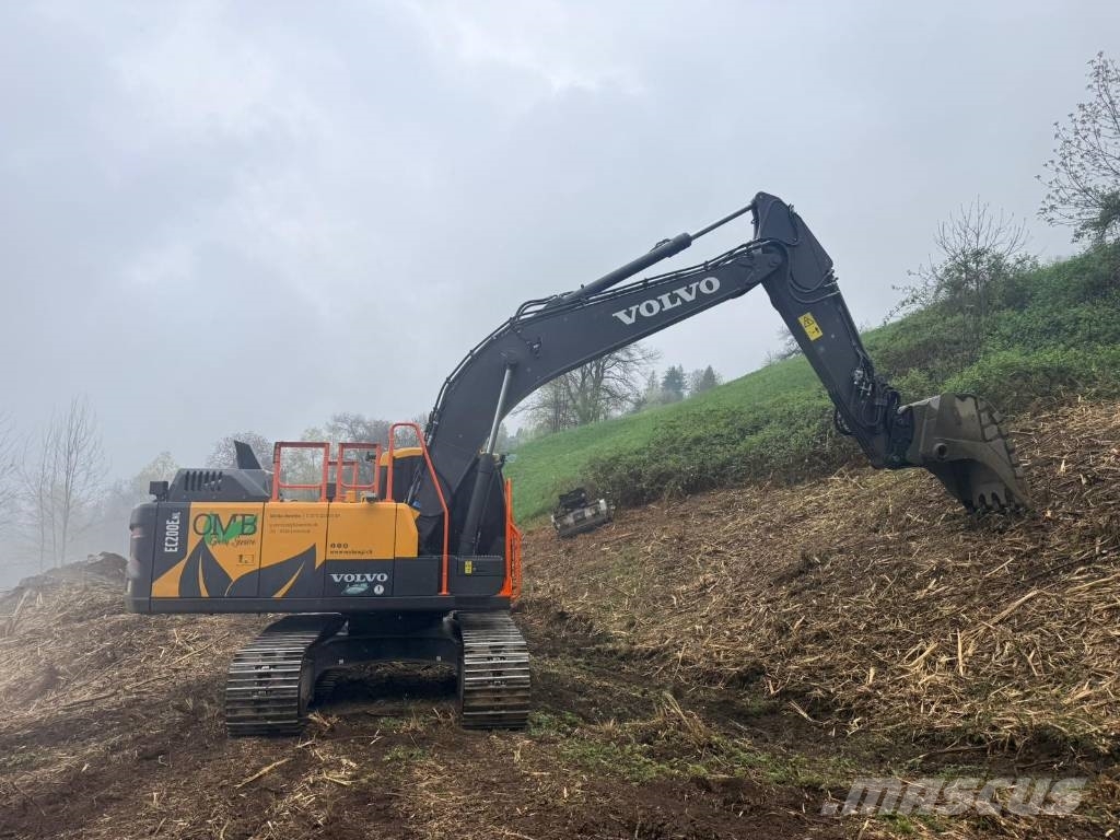 Volvo EC200E NL Raupenbagger