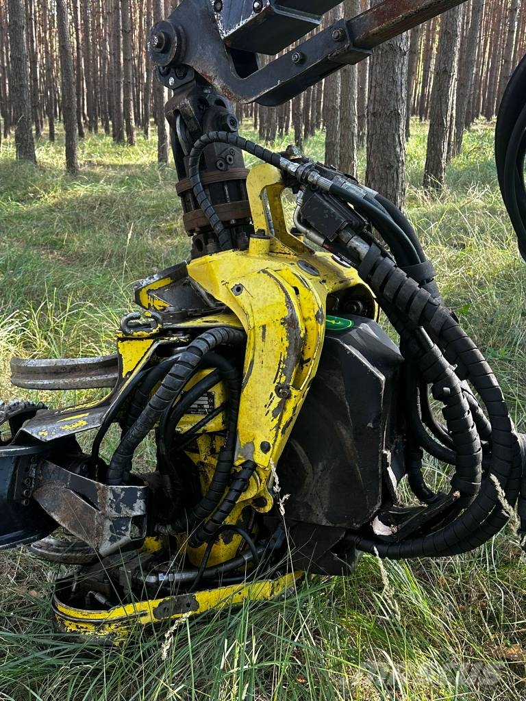 John Deere 1070 D Eco III Harvester