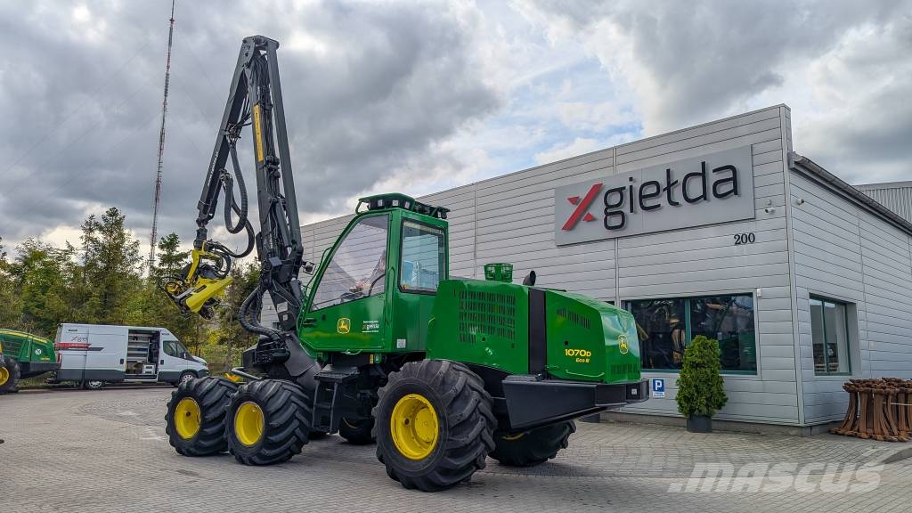 John Deere 1070 D Eco III Abbattitrici, Disboscatrici