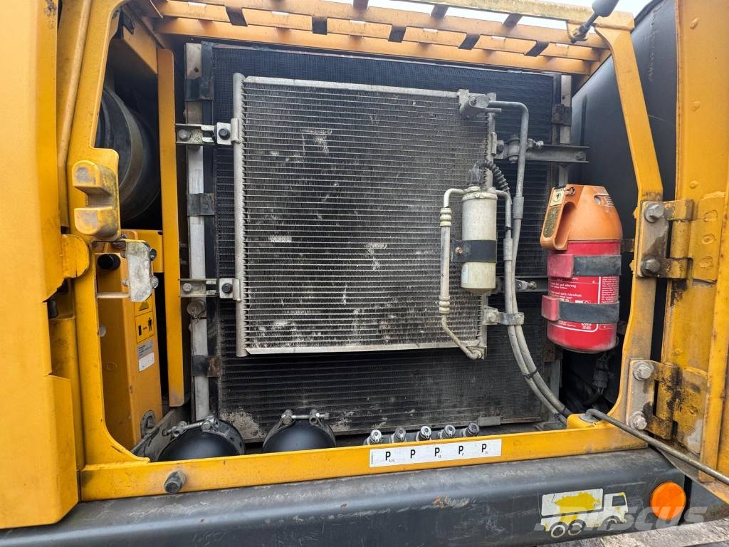 Volvo EW 160 C Bagri na kolesih