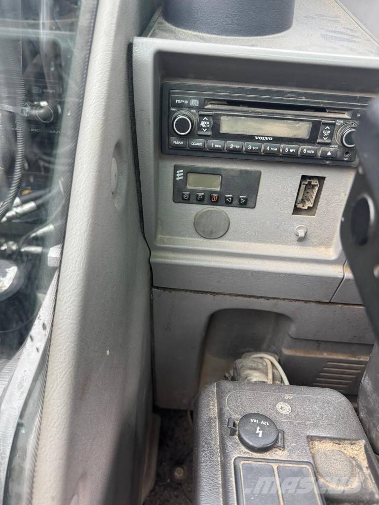Volvo EW 160 C Bagri na kolesih