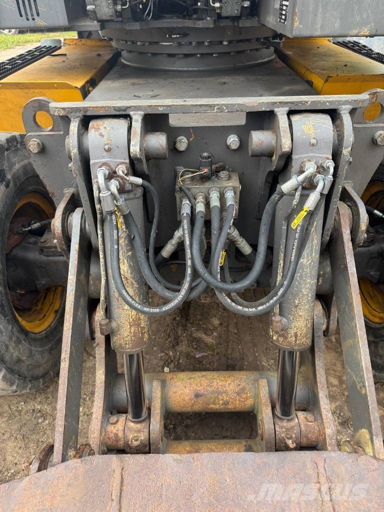 Volvo EW 160 C Bagri na kolesih