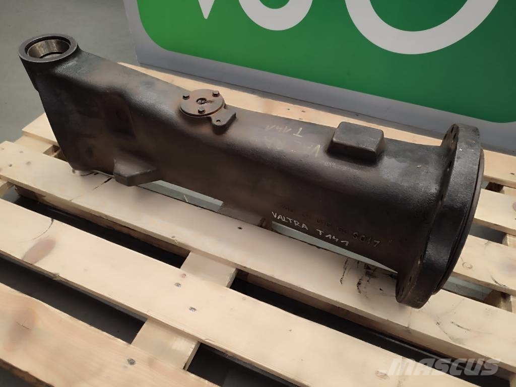 Valtra Bridge scabbard 7400101663 VALTRA T141 Saseler