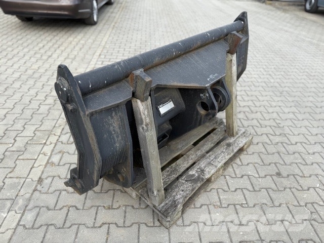 CAT 966 Quick Coupler Loaders Ātrie savienotāji