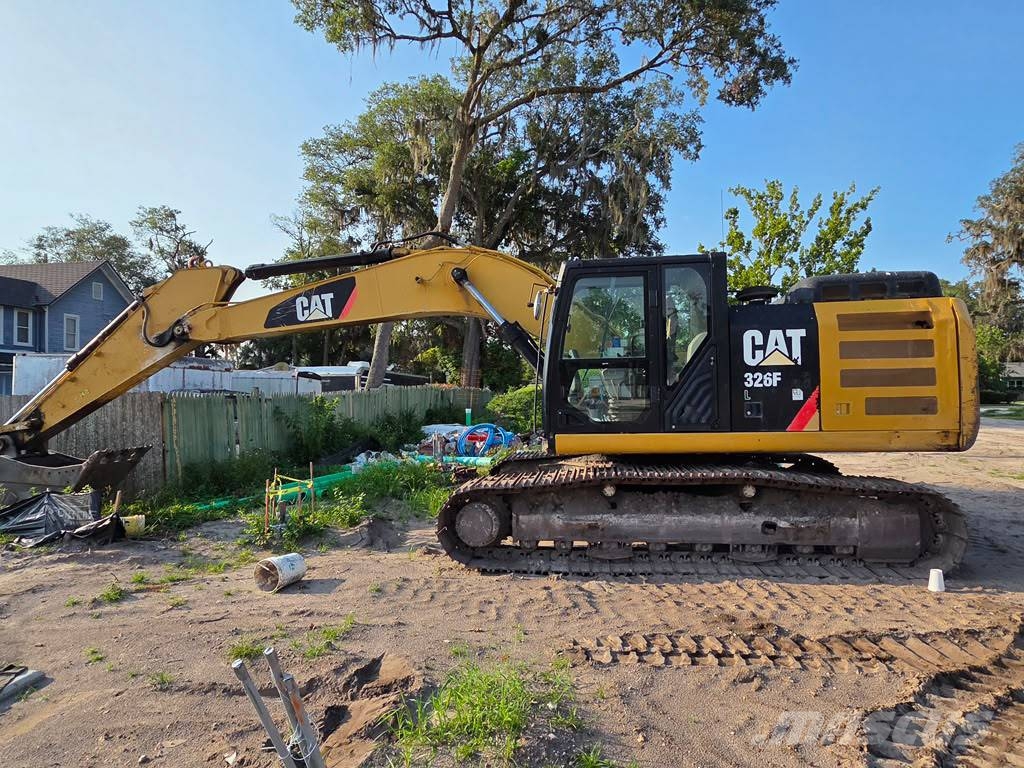 CAT 326 F L Crawler excavators