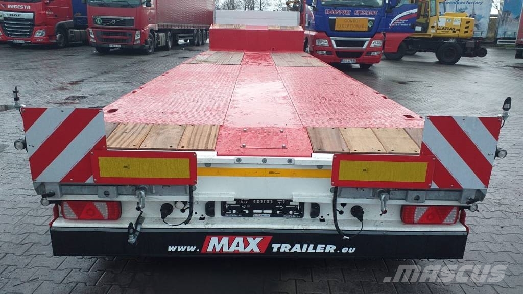 MAX Trailer Naczepa niskopodwoziowa 3 osiowa 2 x rozciągana Low loader-semi-trailers