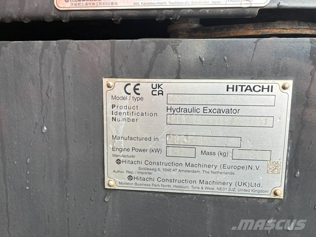 Hitachi ZX 300 LC-7 Kāpurķēžu ekskavatori