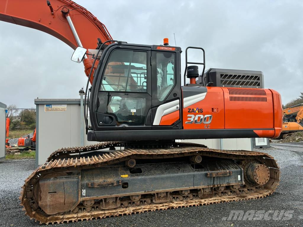 Hitachi ZX 300 LC-7 Kāpurķēžu ekskavatori