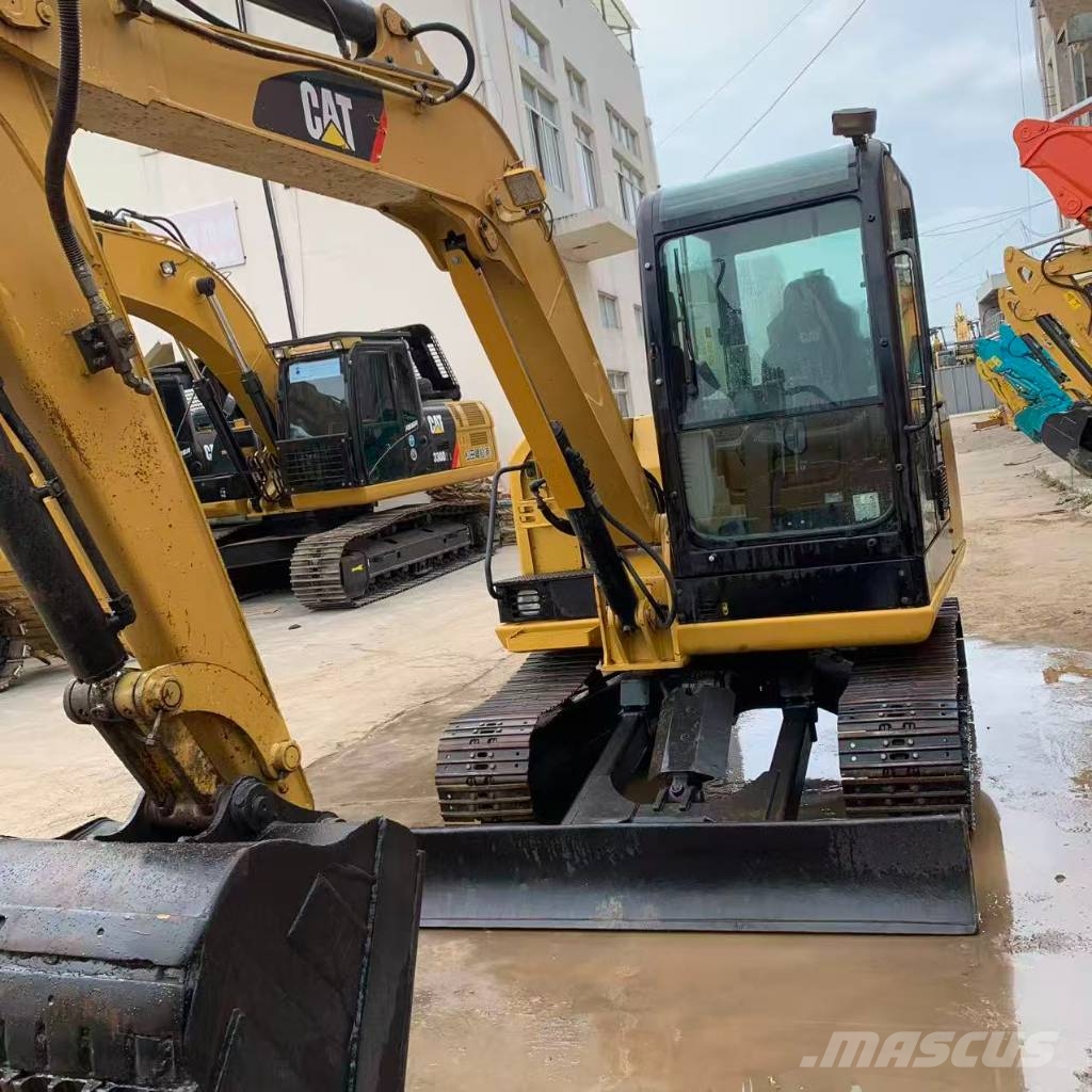 CAT 306E2 Paletli ekskavatörler