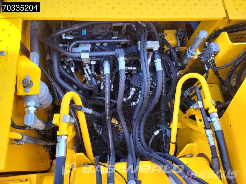 JCB JS175 W Lift Cabin Manejadores de residuos industriales