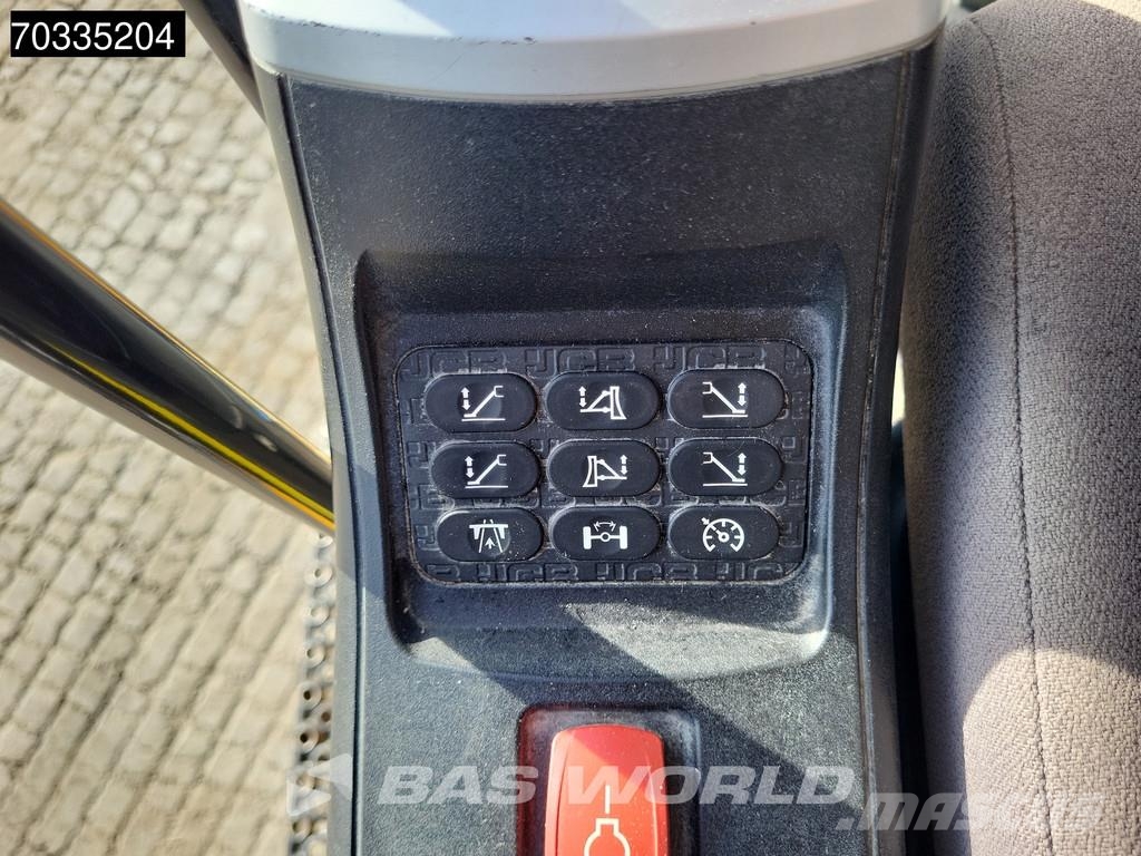 JCB JS175 W Lift Cabin Materjalikäitlusmasinad
