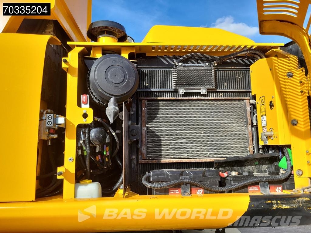 JCB JS175 W Lift Cabin Materjalikäitlusmasinad
