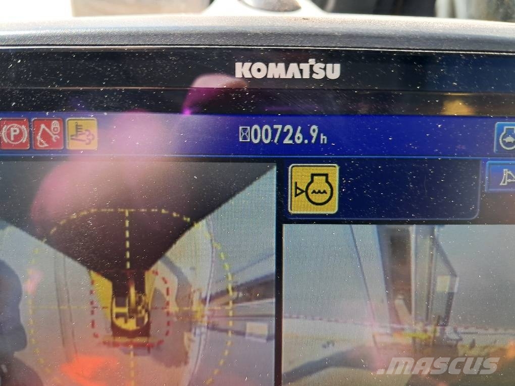 Komatsu PW138MR-11E0 حفارات بعجل