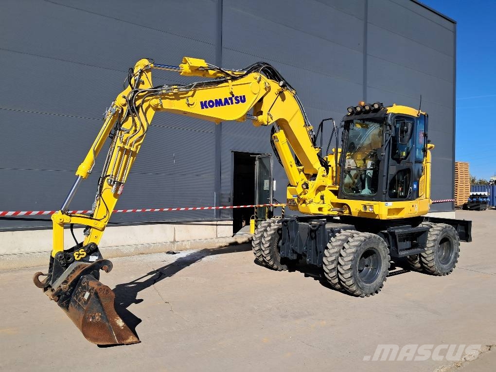 Komatsu PW138MR-11E0 حفارات بعجل