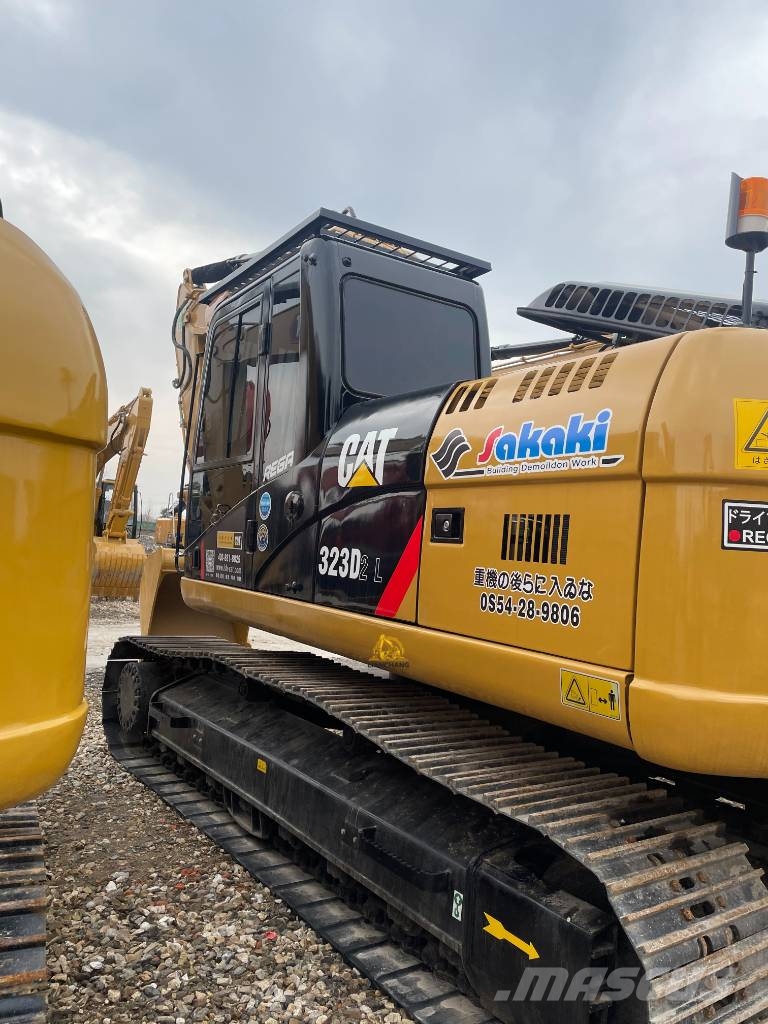 CAT 323 D Escavadeiras de esteiras