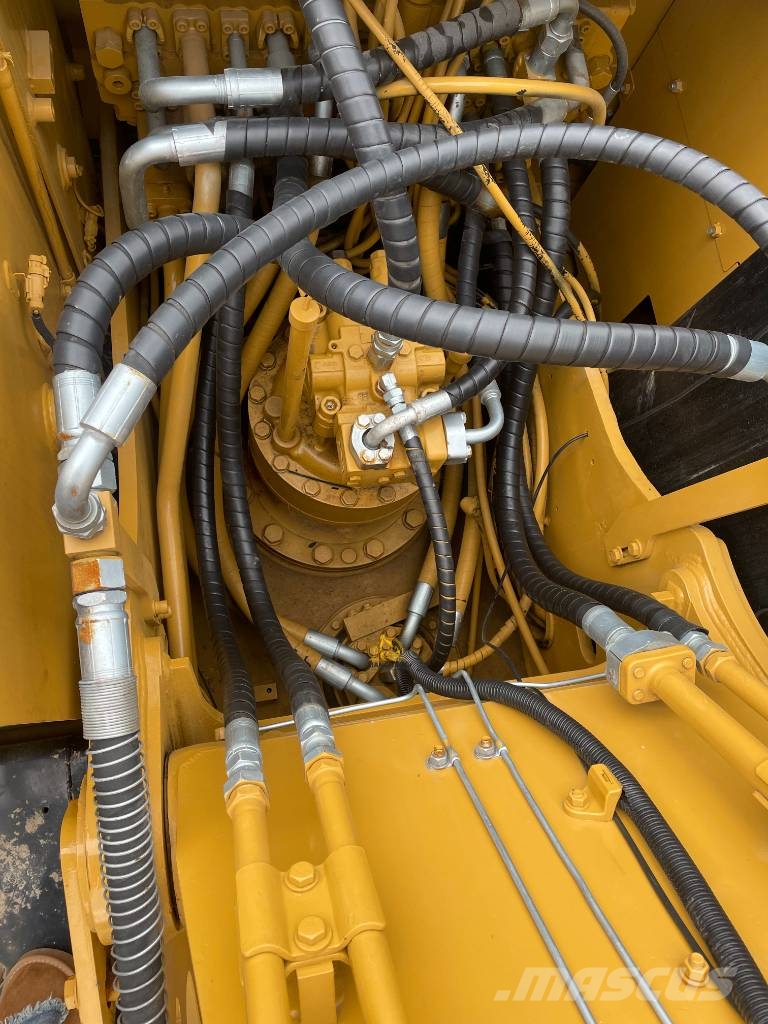 CAT 323 D Escavadeiras de esteiras